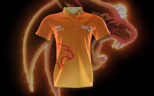 Gujarat Giants jersey