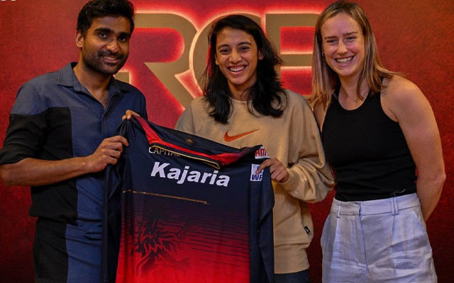 Smriti Mandhana and Ellyse Perry 