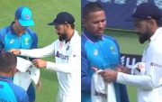 Virat Kohli Gifts his jersey