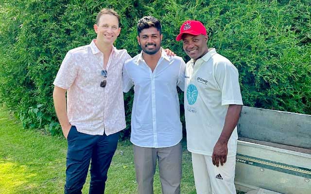 Sanju Samson with Brian Lara & Shane Bond